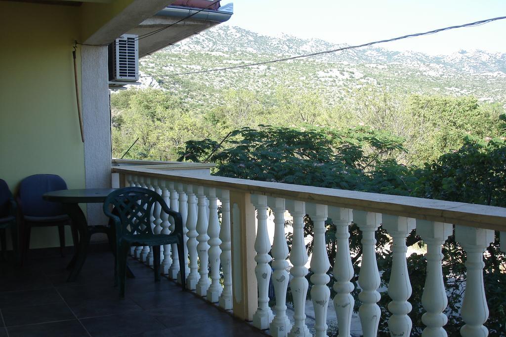 Apartments Cico Starigrad Paklenica Ngoại thất bức ảnh