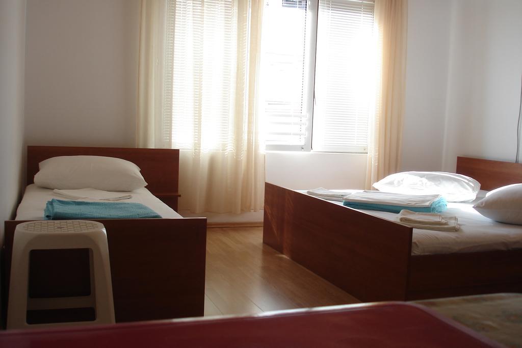 Apartments Cico Starigrad Paklenica Phòng bức ảnh
