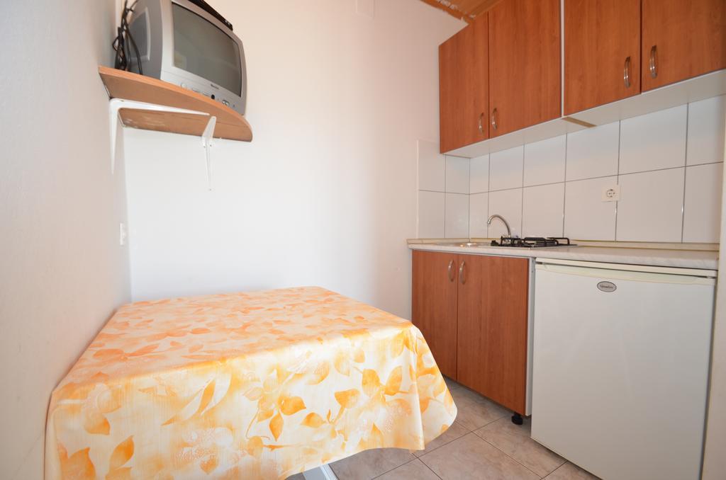 Apartments Cico Starigrad Paklenica Ngoại thất bức ảnh