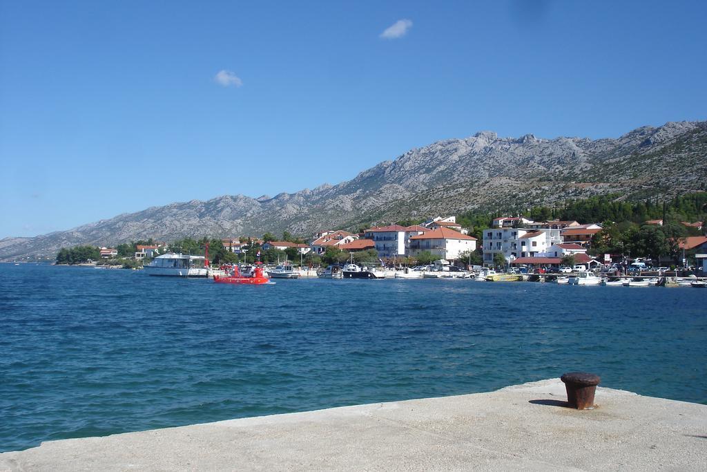 Apartments Cico Starigrad Paklenica Ngoại thất bức ảnh